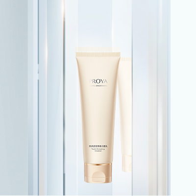 百乐博弹润透亮青春洁面乳