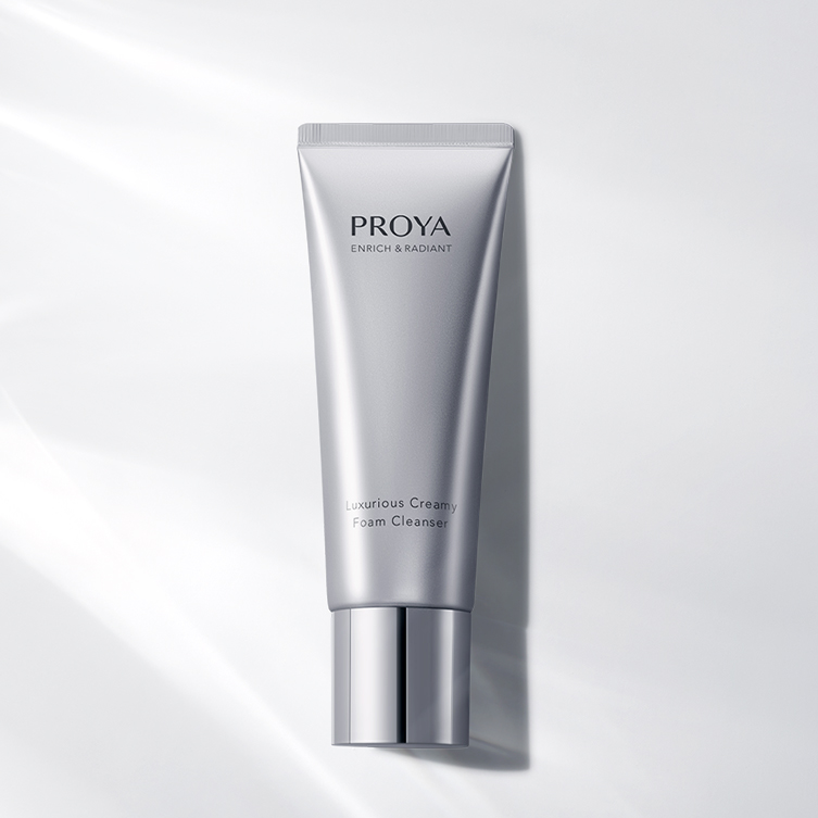 百乐博臻妍焕采奢养洁颜霜